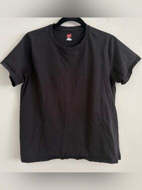 Hanes shirt
